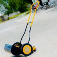  Manual Lawn Mower Hand Push Grass Cutting Machine for Lawn Garden Maintenance Residential Landscaping Small Area Grass Cutting Tool Adjustable Blade Lawn Mover for Home Garden and Outdoor Field Use